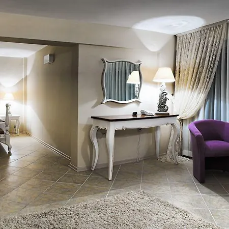 La Vista Boutique & (adults Only) Hotel 4*
