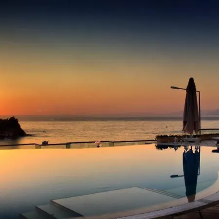 La Vista Boutique & (adults Only)